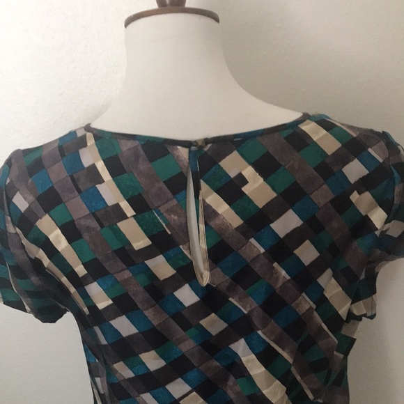 Women’s Silk Blouse - Picture 8 of 12